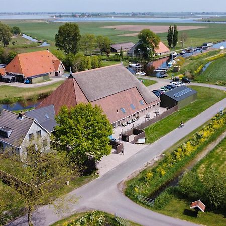 Groepsaccommodatie Fries En Fruitig Nijhuizum Eksteriør billede